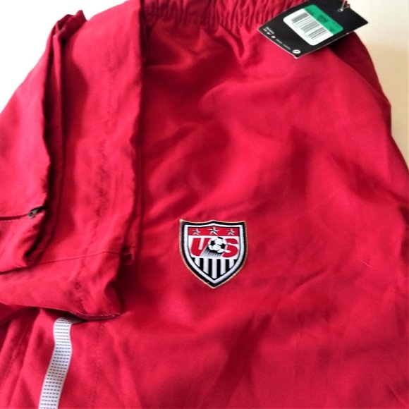 NWT Nike Men XL Pant soccer USA National team Red lightweight free shipping !!!